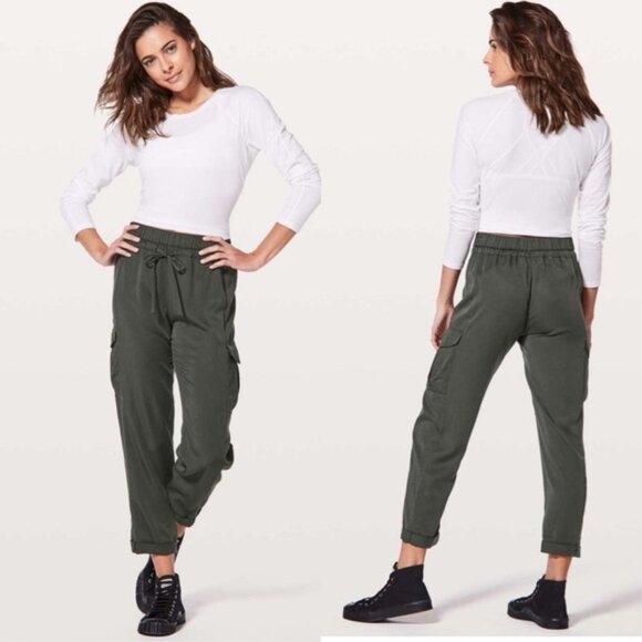 Lululemon Move Lightly Pant 25" Evergreen - Picture 1 of 6